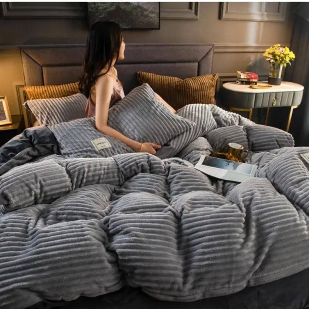 Magic Velvet Quilt Duvet Cover Bedding Set 12 Pieces Luxury Winter Warm Thickened Snow Fleece Solid